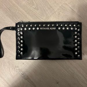 Michael Kors wristlet black
